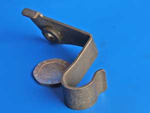 Right hand backing plate brake hose clip 31S-21524-00