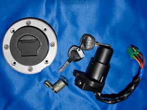 Lockset Ignition switch petrol tank cap and seat lock37000HM8130