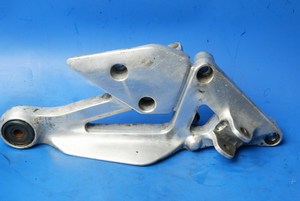 Footrest hanger front right Yamaha XJ600N Diversion used