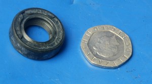 Oil seal 22mm od 12mm id 7mm wide