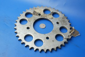 Rear drive sprocket 0281 38 tooth new