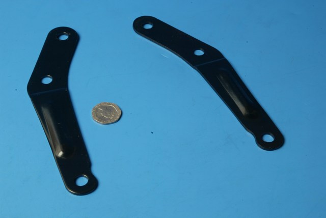 Mounting bracket pair Sym XS125 50353-N7B-E00 new