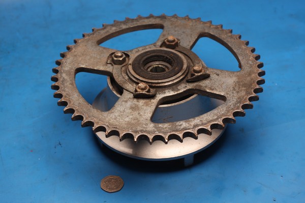 Rear sprocket and carrrier used Hyosung GV125
