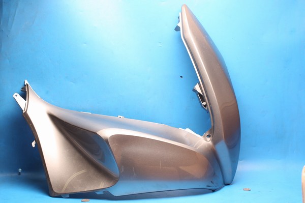 R/Hand front cover Honda PCX125 used