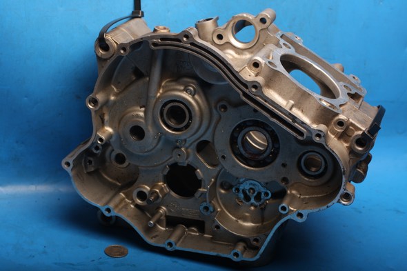 Crankcases matched pair used YZFR125