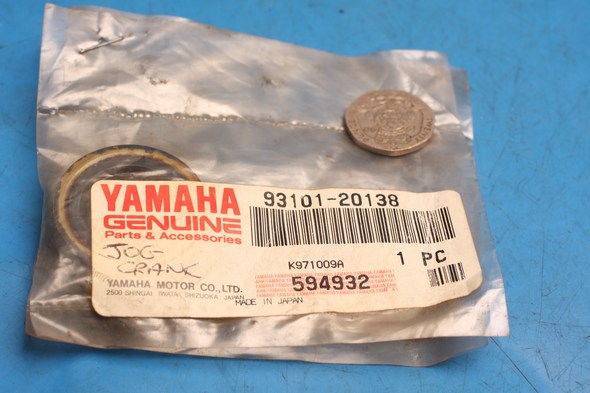 Oil seal crank genuine yamaha fits multiple models new - Click Image to Close