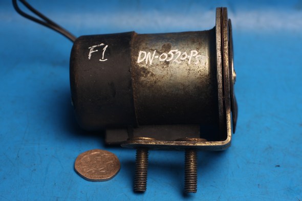 Fuel pump used DN-0520-P55 norton F1 - Click Image to Close