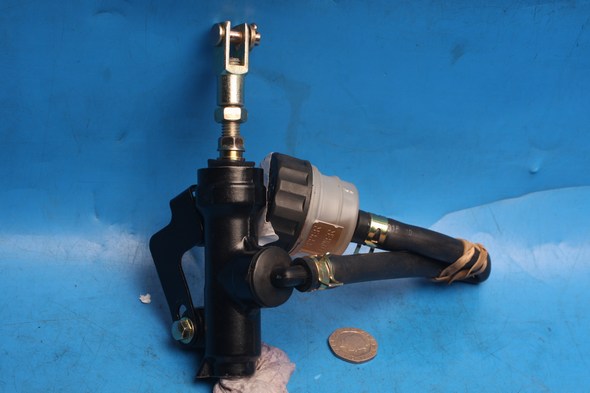 Rear brake master cylinder complete New for Zontes bikes - Click Image to Close