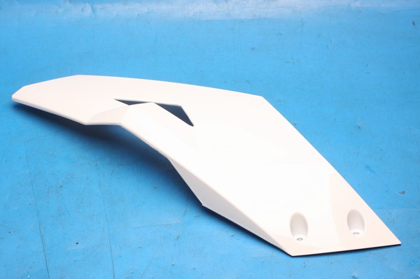 Petrol tank cowl upper right hand cover white Generic Trigger50