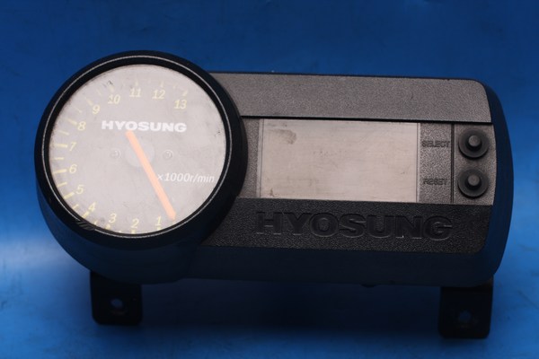 Clocks / Instrument surround Hyosung GT125R 34100HR8360