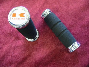 Kawasaki Handlebar twist grip rubbers to fit 7/8th handlebars
