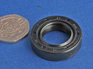 OIL SEAL 16 X 28 X 7