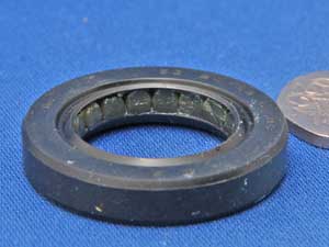 OIL SEAL 20 by 32 by 6mm roadrunner 125 90313-I015-0000