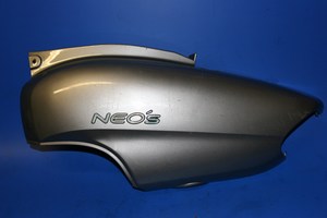 Side panel left hand Yamaha Neos 50 used