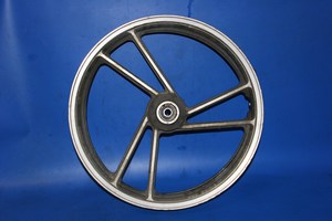 Front wheel GS450