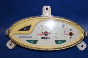Instrument panel clocks