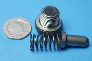 Gearchange indexing plunger spring and bolt Hyosung GT250 Used