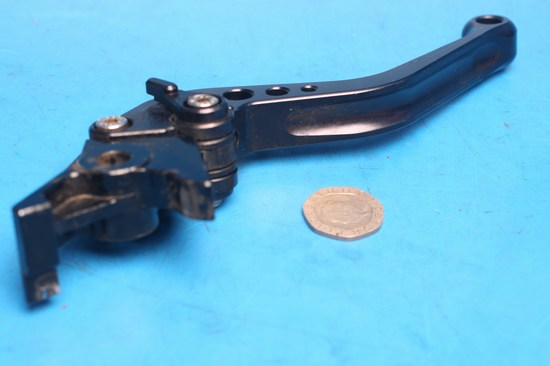 Clutch lever adjustable in blueblack