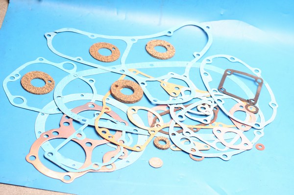 A7 model gaskets assorted