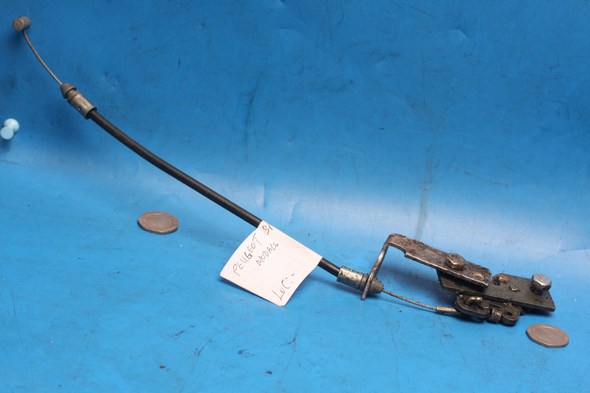 Seat lock catch and cable used Peugeot Speedfight