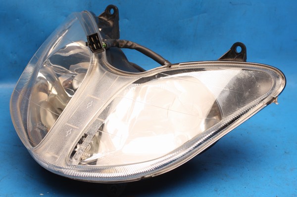 Headlight assembly used Daelim NS125