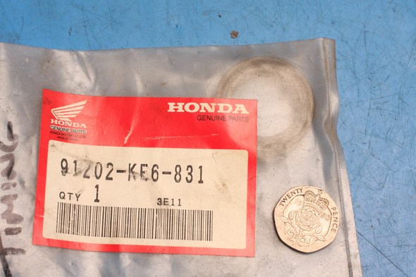Oil seal crank timing genuine honda H100S new