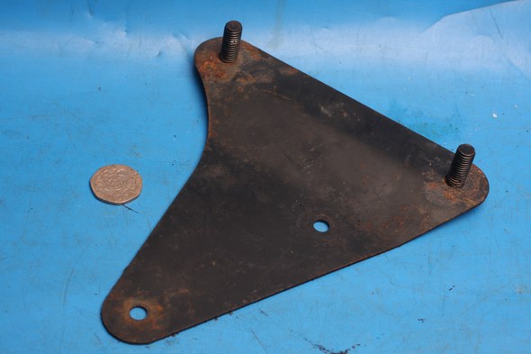 Fuel tank mounting bracket 92-2252 Used - Click Image to Close