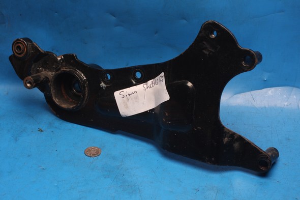 Outrigger / caliper mount bracket Sinnis Shuttle 125EFI used - Click Image to Close