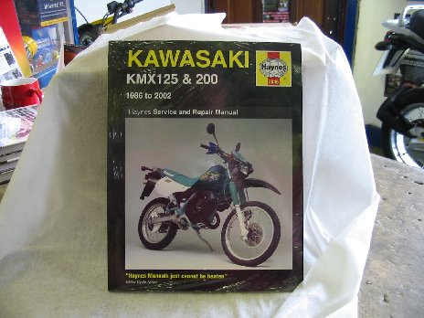 Kawasaki KMX 125 200 workshop manual 3046