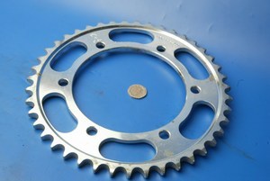 (image for) Rear drive sprocket JTR865 43 tooth new